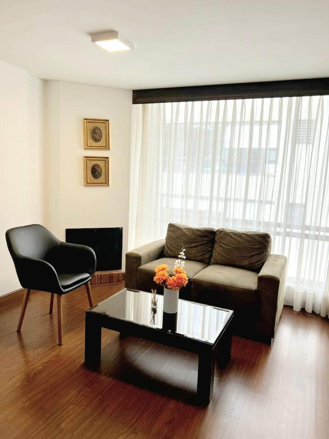 Acogedor Apartasuite Cerca Al Parque De La 93 Bogotá Exteriér fotografie